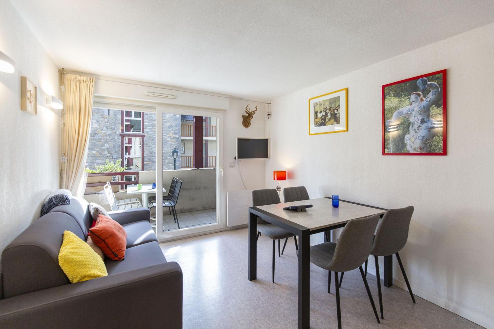 Appt 4 Pers Tout Equipe, Hypercentre Village, Fibre, Garage, Linge Fourni Сен-Лари-Сулан Екстериор снимка